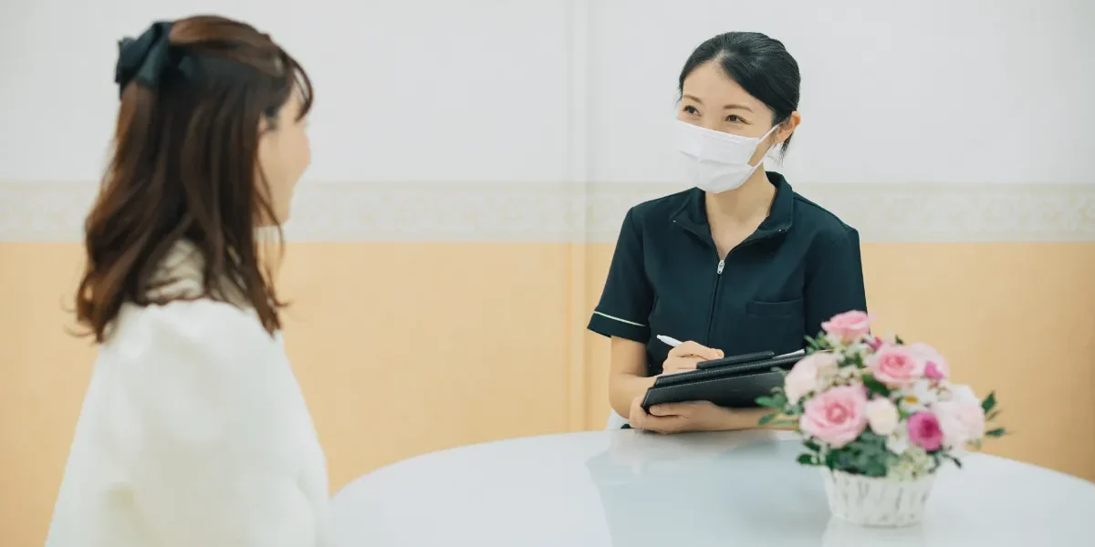 西千葉にある自由が丘クリニックソフィアの看護師によるカウンセリング風景