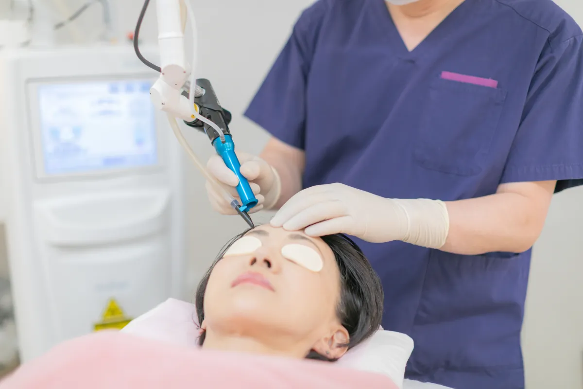 西千葉にある自由が丘クリニックソフィアの医師による炭酸ガスレーザー