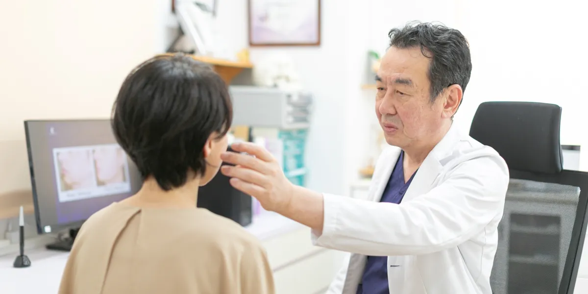 西千葉にある自由が丘クリニックソフィアの医師によるカウンセリング風景